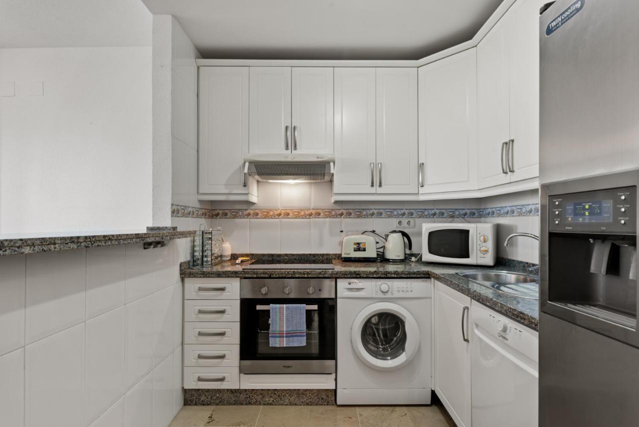 Marysol Beachclose Apartment With Pool By Costarentals - Ref 200 Benalmádena Buitenkant foto